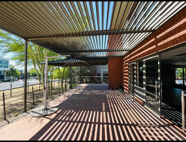 329M² OFFICE TO LET IN MAGALIESSIG